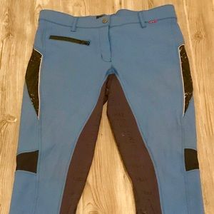 Size 28 B Vertigos NWOT